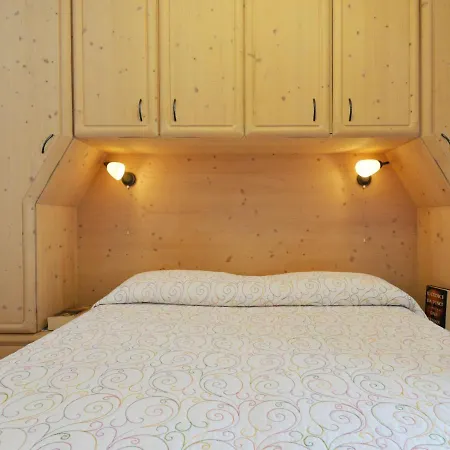 Al Parco-4 By Interhome Apartman Canazei